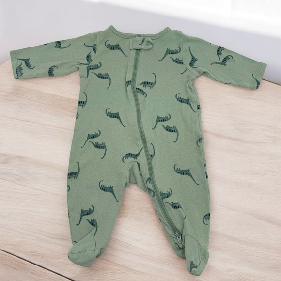 Carter's 2-Way Zip Cotton Sleep & Play Pajamas Green Dinosaur Print 3 Months - Picture 1 of 12